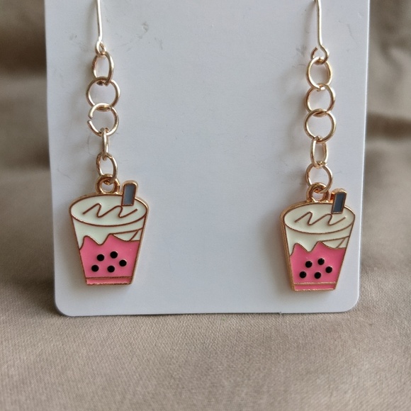 Meet your Posher, Amanda - Picture 1 of 1